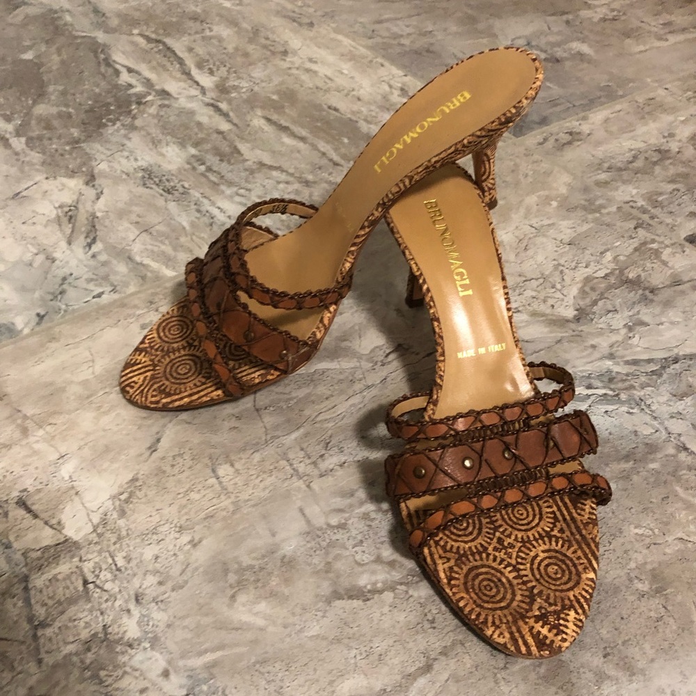Heeled sandals